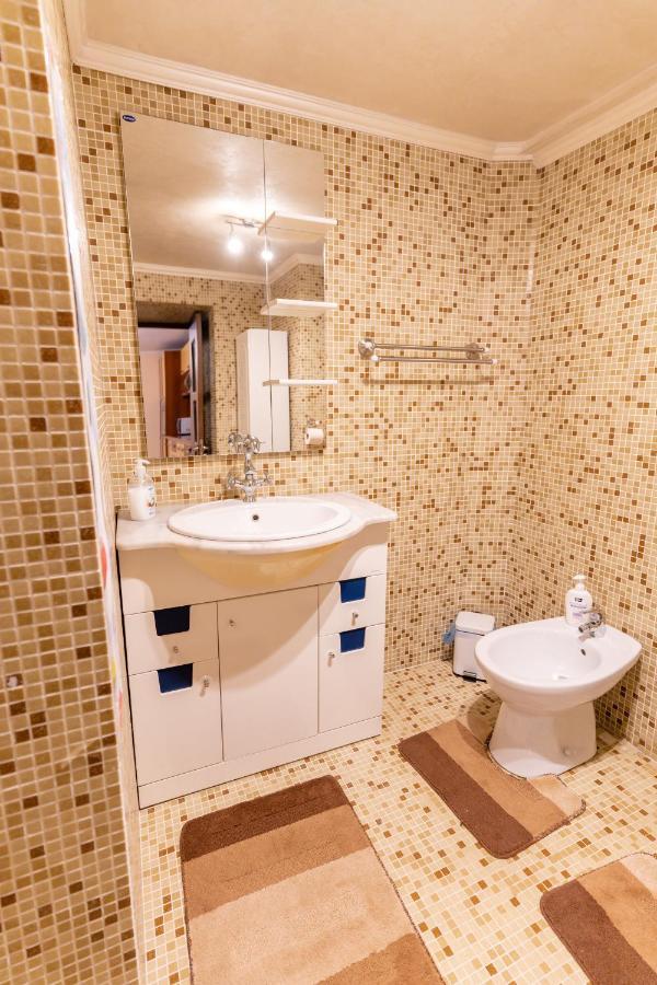 Mario'S Cozy Apartment Rîşnov Εξωτερικό φωτογραφία
